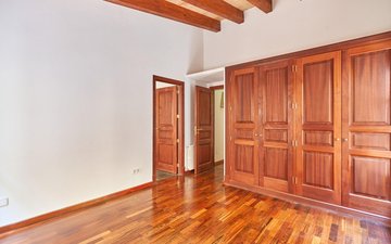 Property slide 25