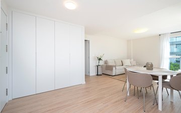 Property slide 17