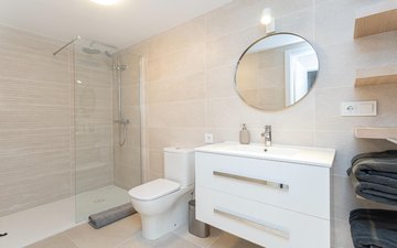 Property slide 22