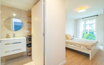 Property slide 25