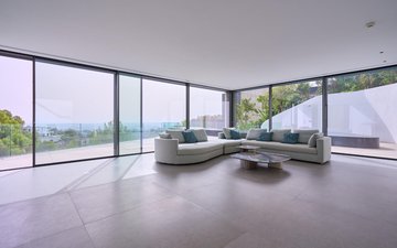 Property slide 14