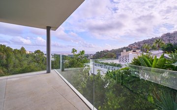 Property slide 20