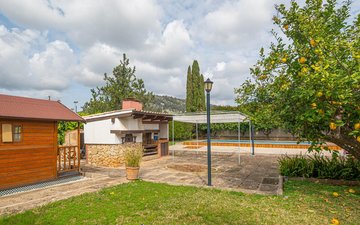 Property slide 15