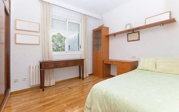 Property slide 20