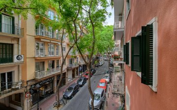 Property slide 23