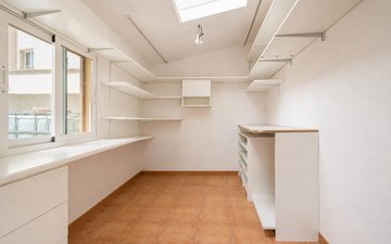 Property slide 28