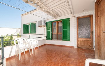 Property slide 28