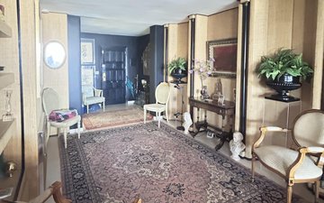 Property slide 10