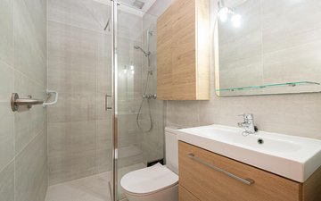 Property slide 19