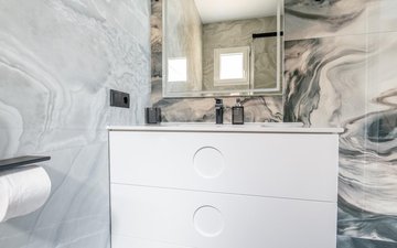 Property slide 24