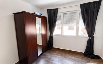 Property slide 6