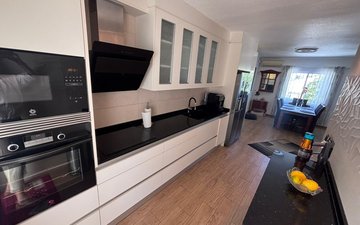 Property slide 44