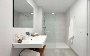 Property slide 25