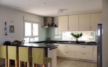 Property slide 50