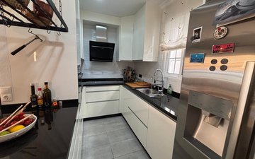 Property slide 17