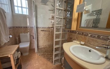 Property slide 36