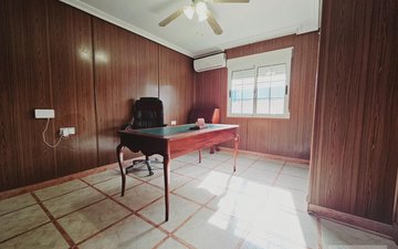 Property slide 25