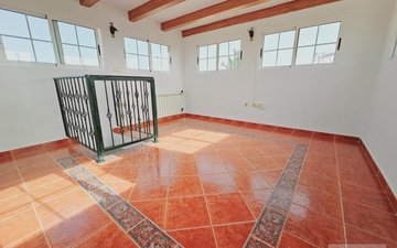 Property slide 39