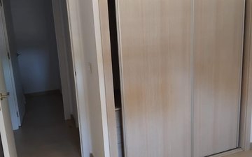 Property slide 22