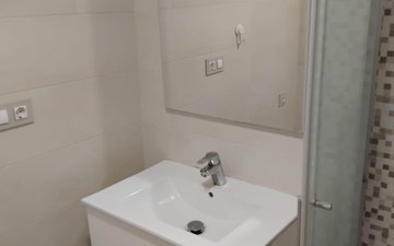 Property slide 24