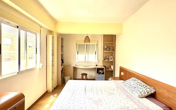 Property slide 20