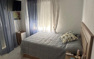 Property slide 20