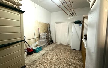 Property slide 46