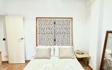 Property slide 32