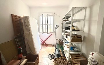 Property slide 46