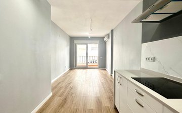Property slide 32