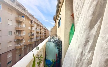 Property slide 25