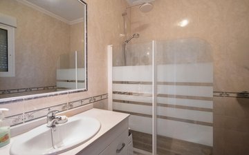 Property slide 10