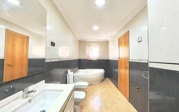 Property slide 24