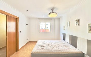 Property slide 40