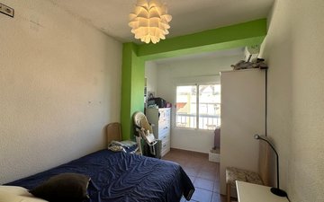 Property slide 25