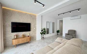 Property slide 14
