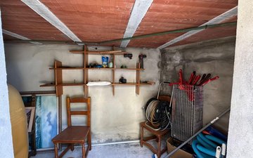 Property slide 16