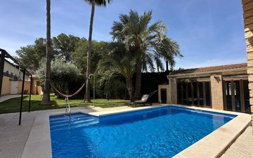 Property slide 17