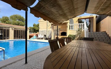 Property slide 29