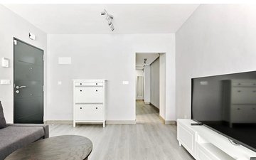Property slide 25
