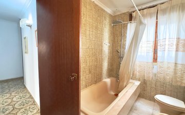 Property slide 40