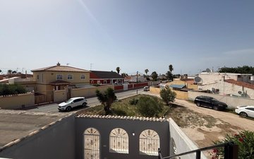 Property slide 25