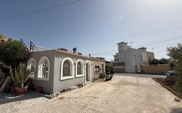 Property slide 28