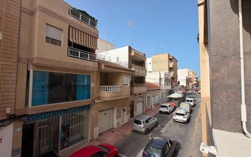 Property slide 44