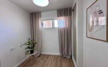 Property slide 25