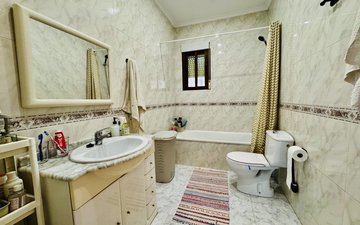 Property slide 27
