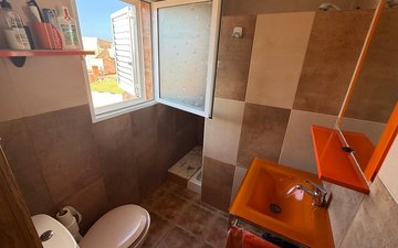 Property slide 21