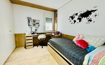 Property slide 18