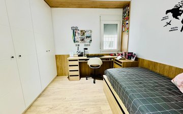 Property slide 20
