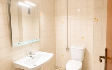 Property slide 10